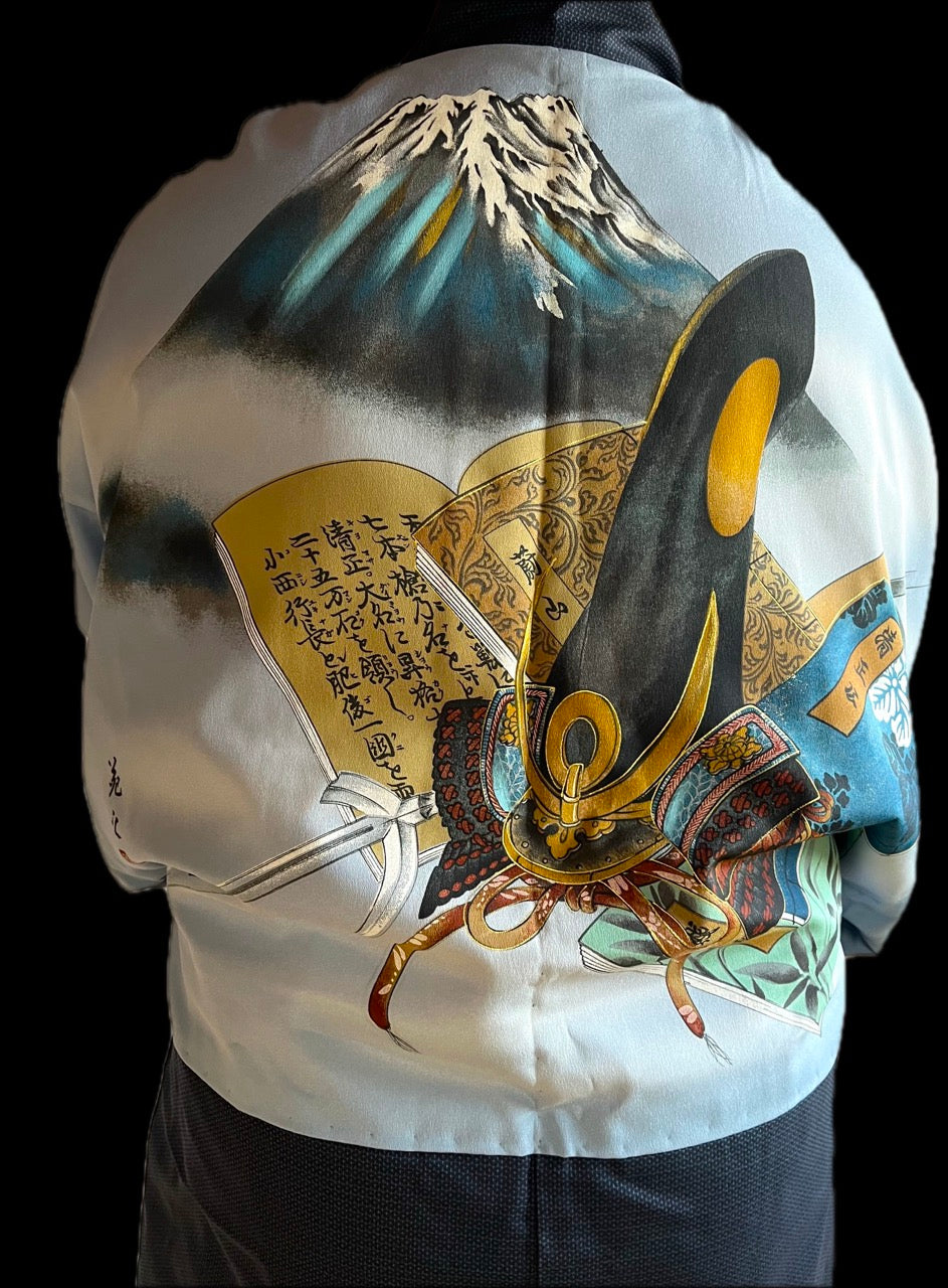 Men’s Traditional Japanese Haori – Blue Silk Ōshima with Kato Kiyomasa’s Kabuto Design